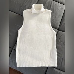 Women’s tank top turtleneck sweater sizeL white